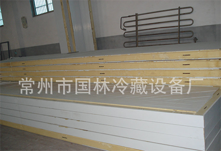 Cold storage insulation board